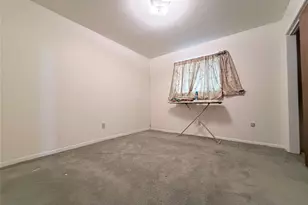 4027 1st St, Brookshire, TX 77423 - Photo 8