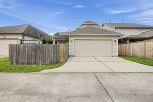 17218 Pecos Park Ln, Humble, TX 77346 - Photo 16