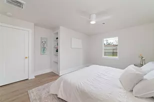 1830 Locksford St, Houston, TX 77008 - Photo 28