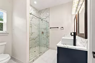 2218 South St, Houston, TX 77009 - Photo 14