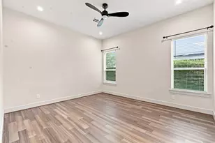 2218 South St, Houston, TX 77009 - Photo 10