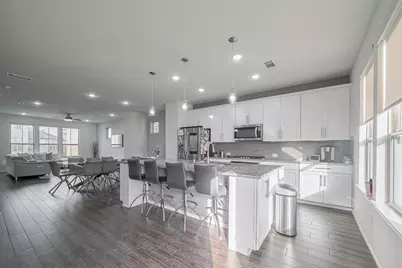 2126 Bauer Park Drive, Houston, TX 77080 - Photo 12