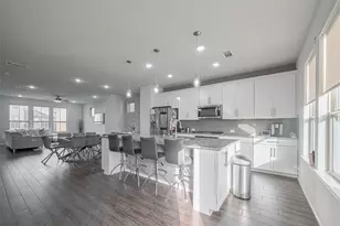 2126 Bauer Park Dr, Houston, TX 77080 - Photo 12