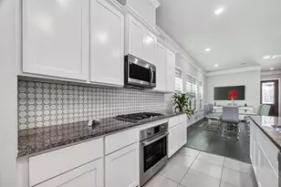 7804 Janak Dr, Houston, TX 77055 - Photo 10