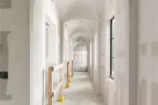 7508 Creekwood Dr, Houston, TX 77063 - Photo 22