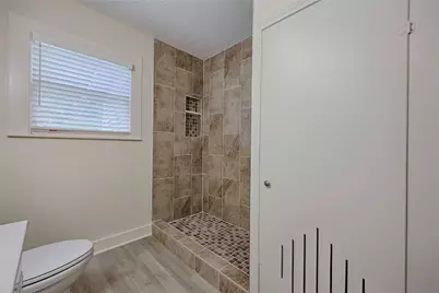903 N Glendale Street, Hallettsville, TX 77964 - Photo 12