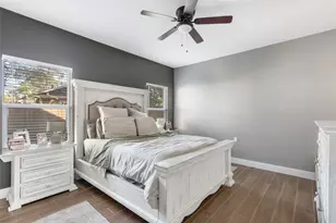 2201 Maple Ave, Liberty, TX 77575 - Photo 6