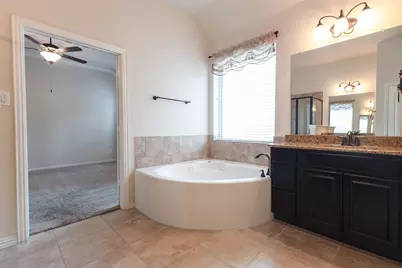 17230 Lowell Lake Lane, Humble, TX 77346 - Photo 8