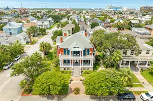 1428 Ball, Galveston, TX 77550 - Photo 2