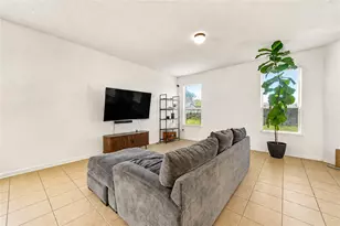 2615 Skyview Moon Dr, Houston, TX 77047 - Photo 10