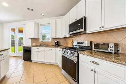 2615 Skyview Moon Drive, Houston, TX 77047 - Photo 16