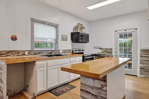 1820 Hwy 35 S, Rockport, TX 78382 - Photo 8