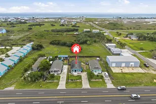 1820 Hwy 35 S, Rockport, TX 78382 - Photo 16