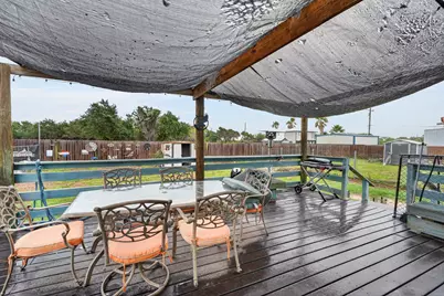 1820 Highway 35 S, Rockport, TX 78382 - Photo 14