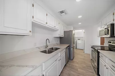 5150 Hidalgo Street #1604, Houston, TX 77056 - Photo 4