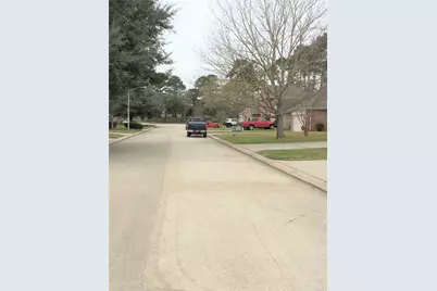 2214 Valley View Crossing, Conroe, TX 77304 - Photo 2