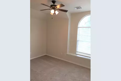 2214 Valley View Crossing, Conroe, TX 77304 - Photo 16