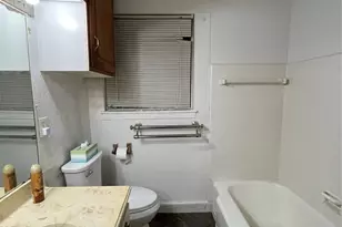 7634 S Hall St, Houston, TX 77028 - Photo 8