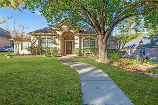 35 W Pines Dr, Montgomery, TX 77356 - Photo 2