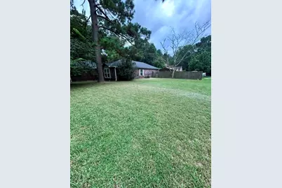 600 Spruce Dr, Conroe, TX 77302 - Photo 22