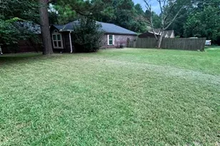 600 Spruce Dr, Conroe, TX 77302 - Photo 22