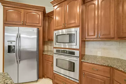 6518 Canyon Cliff Court, Houston, TX 77041 - Photo 16