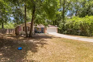 902 Mark St, Lufkin, TX 75904 - Photo 2