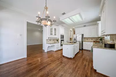11918 Queensbury Lane, Houston, TX 77024 - Photo 16