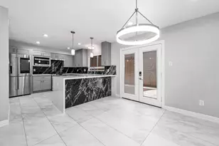 11643 Village Pl Dr, Houston, TX 77077 - Photo 10