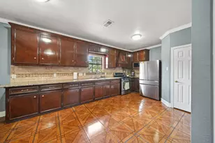 11642 Borderwood Dr, Houston, TX 77013 - Photo 4