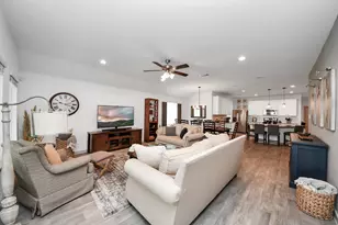 205 Lakeway Circle, Anahuac, TX 77514 - Photo 18