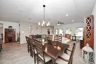 205 Lakeway Circle, Anahuac, TX 77514 - Photo 14