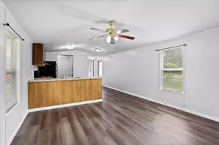 6304 Sexto St, Brazoria, TX 77422 - Photo 8