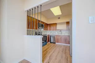 14 Greenway Plaza, Houston, TX 77046 - Photo 12