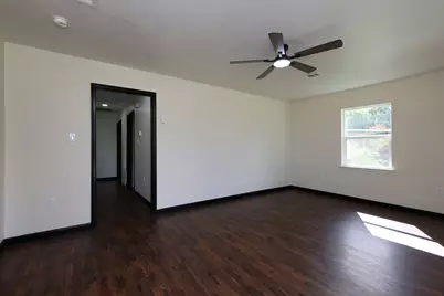 9015 Vinearbor Street, Houston, TX 77033 - Photo 30