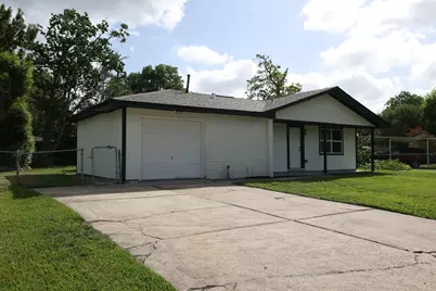 9015 Vinearbor Street, Houston, TX 77033 - Photo 2