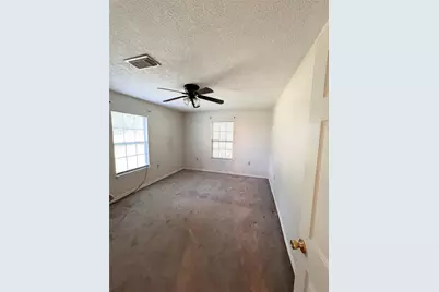 10991 Gilmore Rd, Cleveland, TX 77328 - Photo 6
