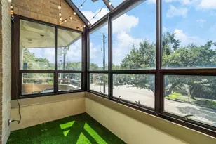 5200 Weslayan St, Houston, TX 77005 - Photo 2