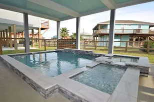 866 Kahla Dr, Crystal Beach, TX 77650 - Photo 1