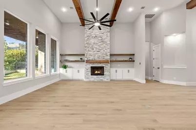 202 Victoria Court, Montgomery, TX 77356 - Photo 12
