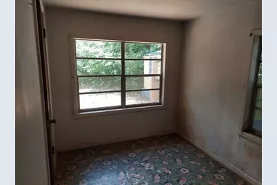 343 NW Martin Luther King Drive, De Kalb, TX 75559 - Photo 16