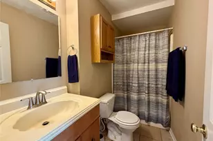 114 Edgewater St, Clute, TX 77531 - Photo 18