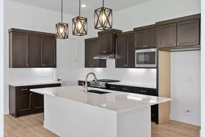 12019 Canal View Boulevard, Mont Belvieu, TX 77523 - Photo 4