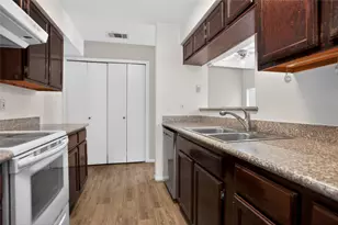 8299 Cambridge St, Houston, TX 77054 - Photo 6