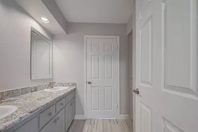 5210 Holly View Drive, Houston, TX 77091 - Photo 28