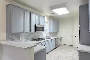 31330 Capella Cir, Tomball, TX 77375 - Photo 10