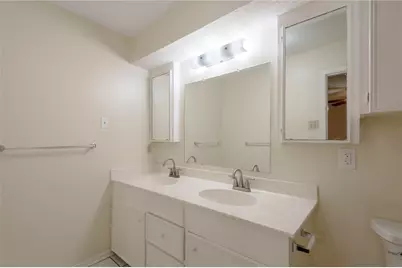 138 Summer Place #B, Huntsville, TX 77340 - Photo 14