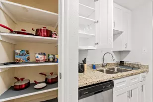 7900 N Stadium Dr, Houston, TX 77030 - Photo 14