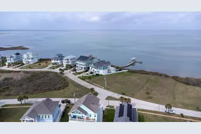 3943 Evening Primrose Drive, Galveston, TX 77554 - Photo 6