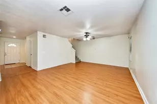915 Grand Plains Dr, Houston, TX 77090 - Photo 14